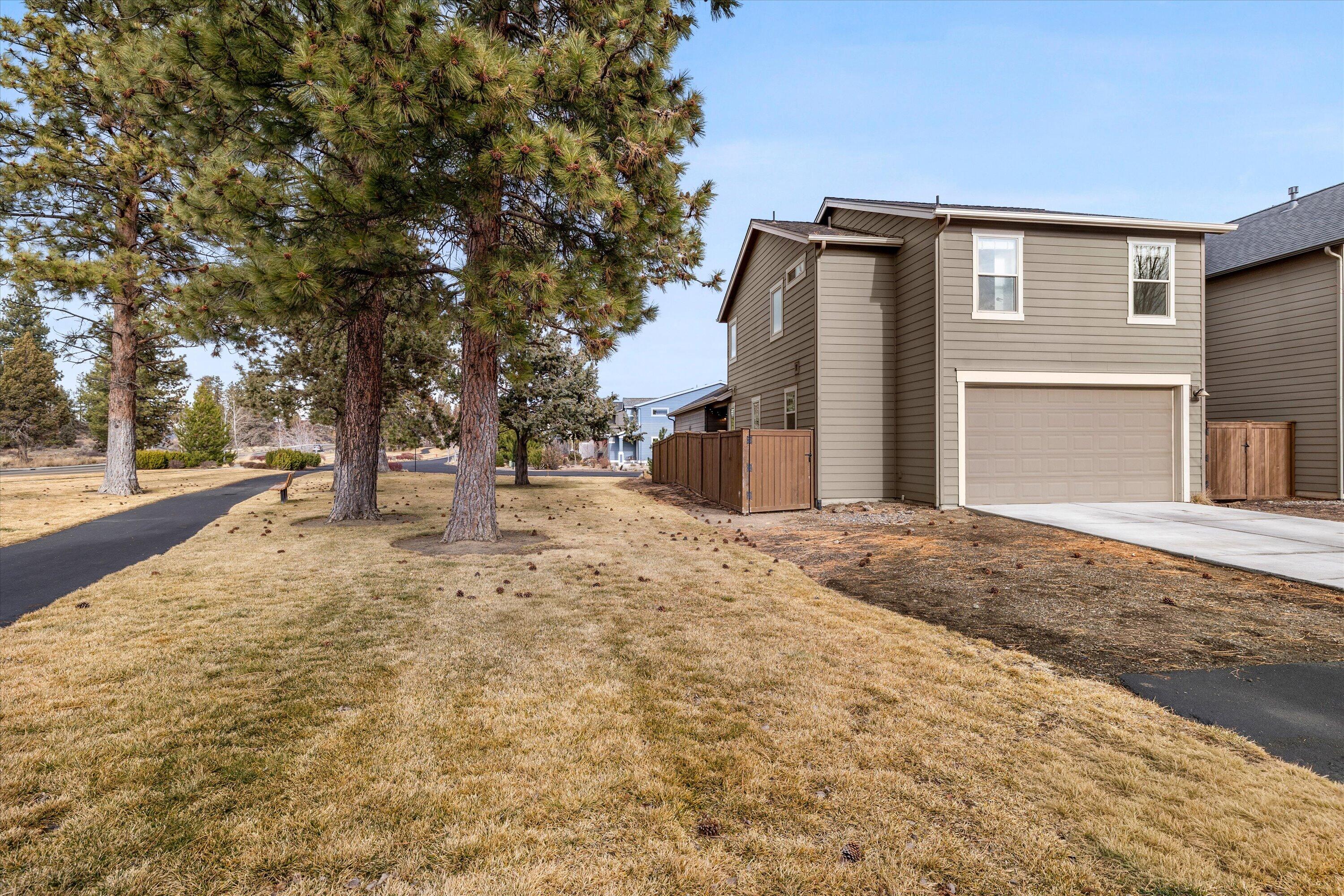 20909 Sotra Loop Bend, OR 97702 - Photo 25 of 38 Common space corner lot