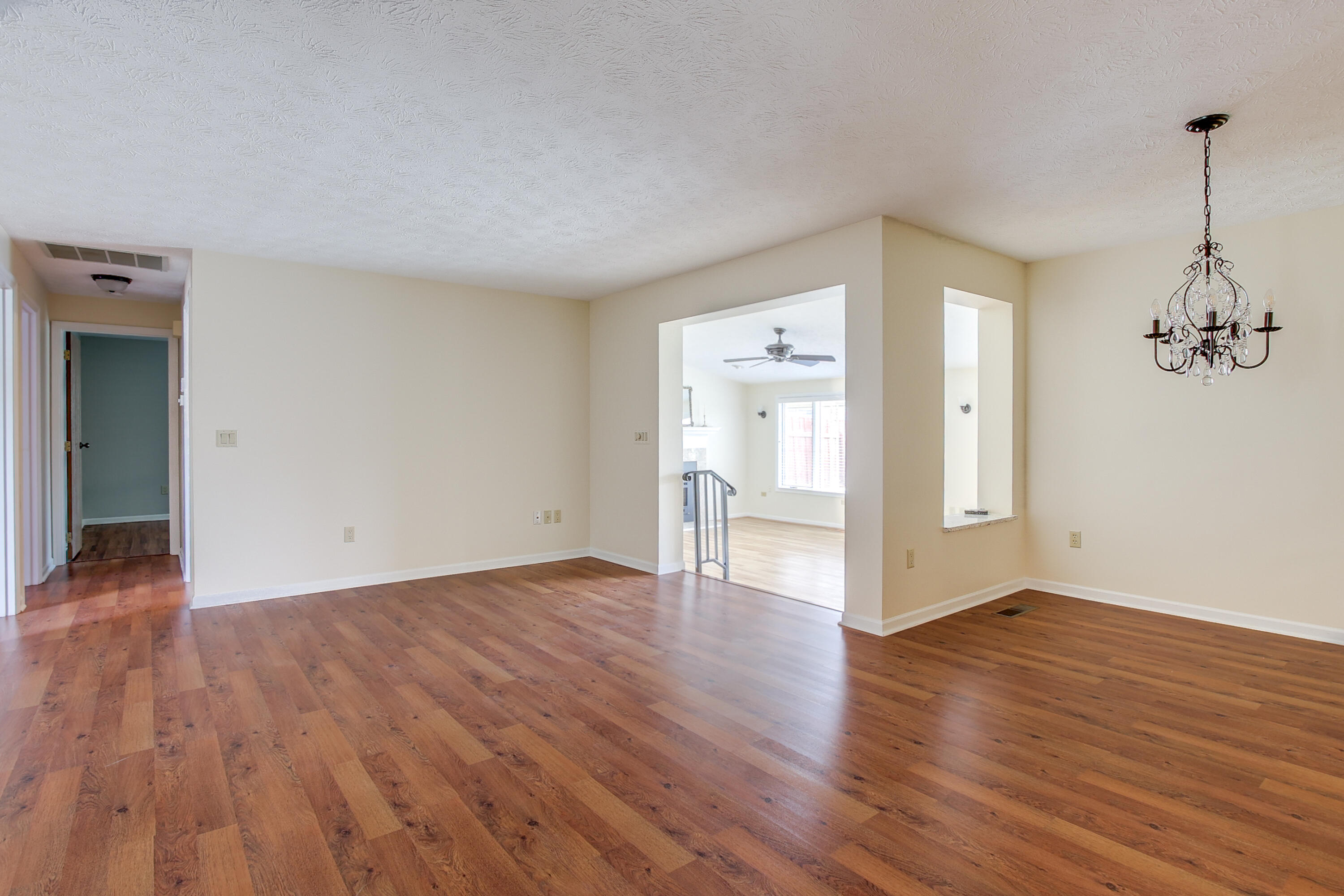 2923 Derr Road Springfield, OH 45503 - Photo 6 of 66 Gallery Image 6