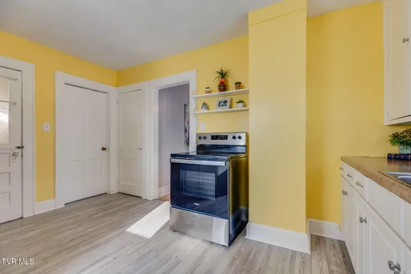 $184,900 | 322 Randolph Street, Bristol, VA 24201