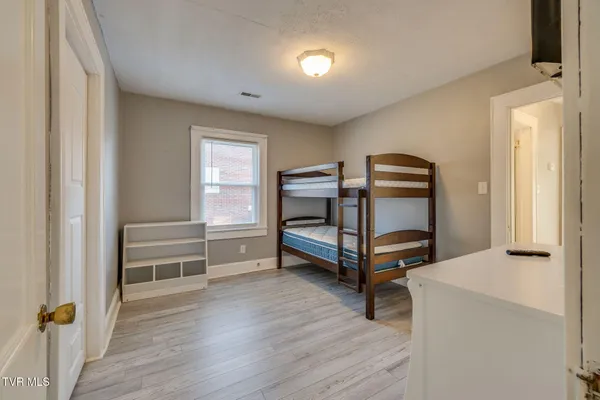 $184,900 | 322 Randolph Street, Bristol, VA 24201
