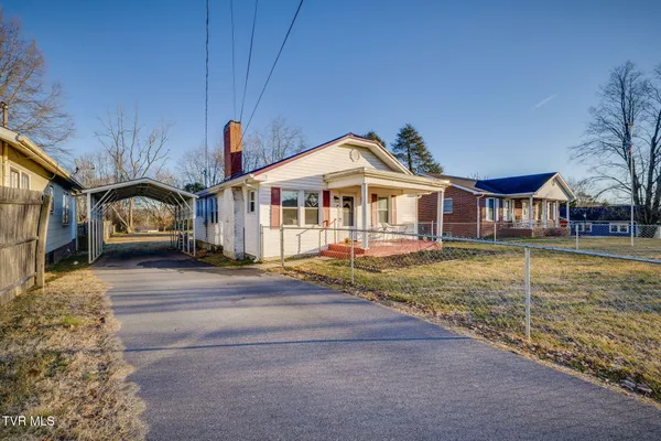 $184,900 | 322 Randolph Street, Bristol, VA 24201