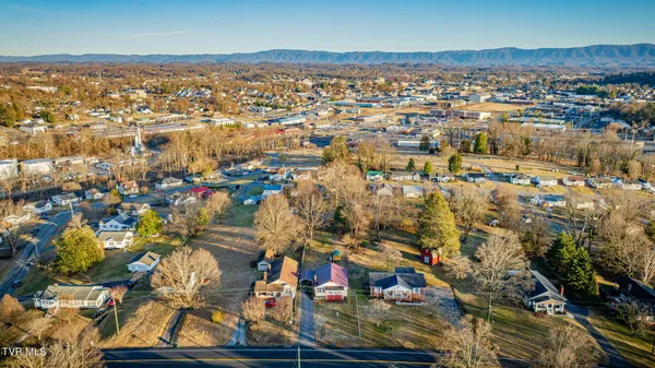 $184,900 | 322 Randolph Street, Bristol, VA 24201