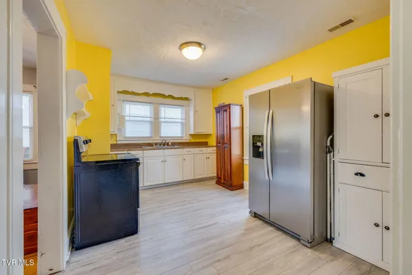 $184,900 | 322 Randolph Street, Bristol, VA 24201