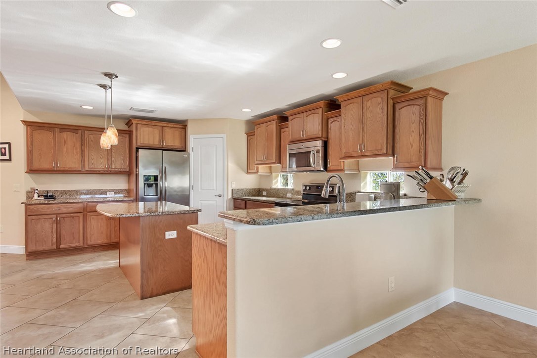 543 Spring Boulevard Sebring, FL 33876 - Photo 3 of 34 Gallery Image 3
