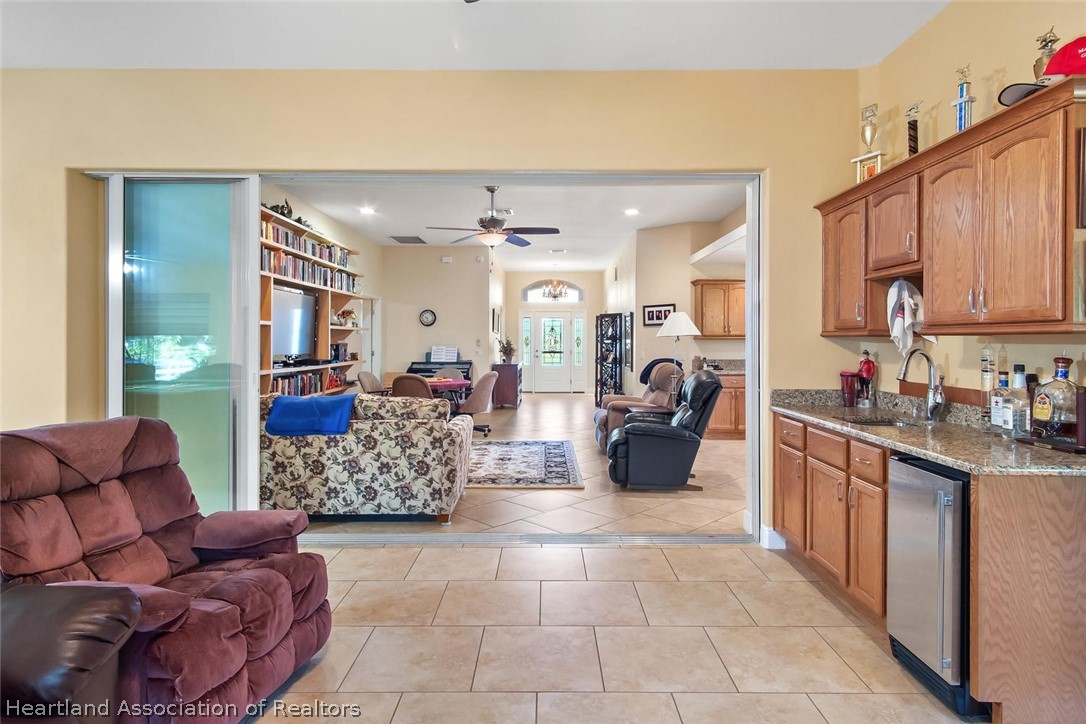 543 Spring Boulevard Sebring, FL 33876 - Photo 8 of 34 Gallery Image 8