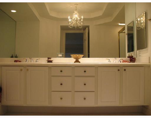 6205 Island Walk, Unit 1A Boca Raton, FL 33496 - Photo 14 of 16 Bath/Spa Master