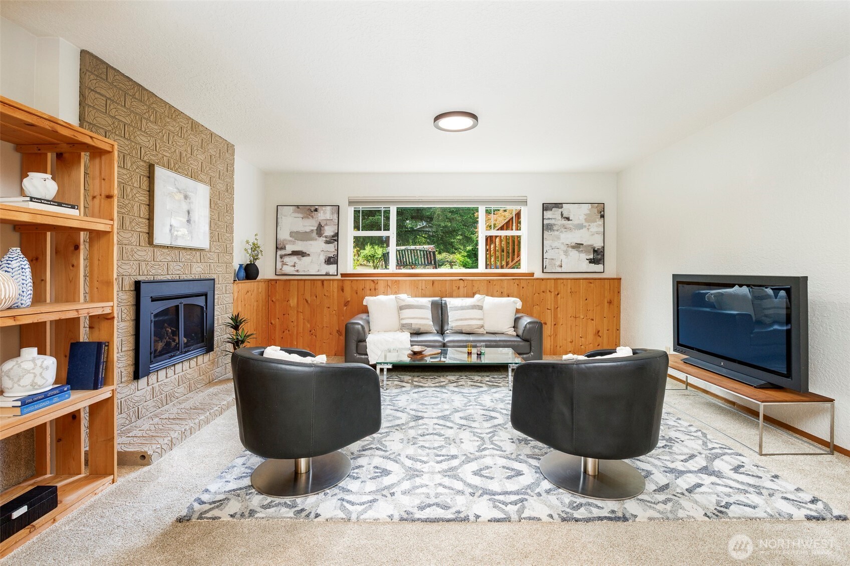 10152 Northeast 204th Street Bothell, WA 98011 - Photo 17 of 34