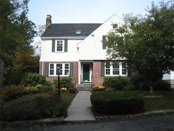 34 Leslie Road Newton, MA 02466 - Photo 14 of 16 Gallery Image 14