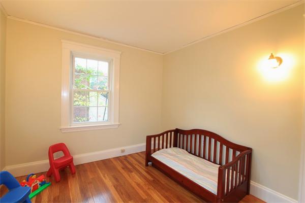 34 Leslie Road Newton, MA 02466 - Photo 10 of 16 Gallery Image 10