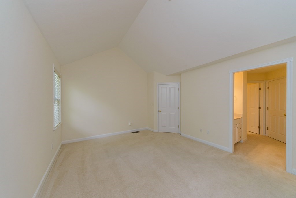 29 Whispering Brook Road, Unit 29 Marlborough, MA 01752 - Photo 12 of 28