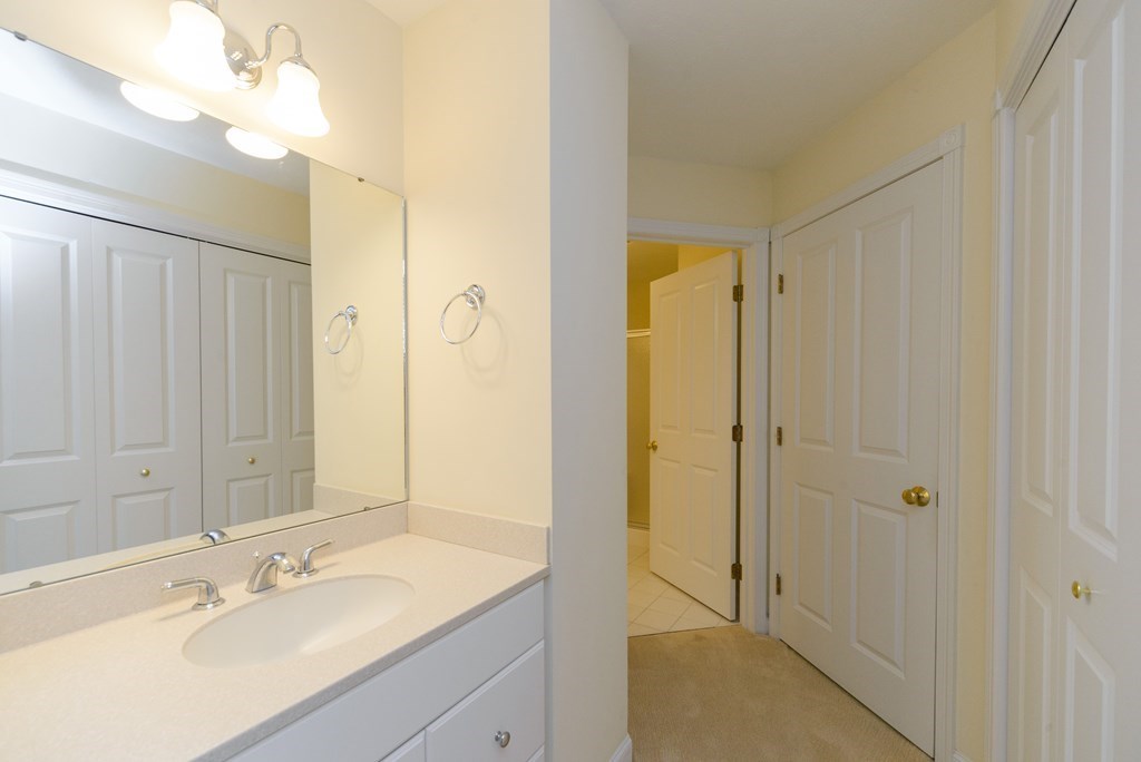 29 Whispering Brook Road, Unit 29 Marlborough, MA 01752 - Photo 14 of 28