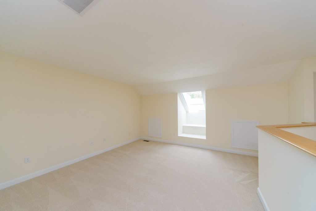 29 Whispering Brook Road, Unit 29 Marlborough, MA 01752 - Photo 22 of 28