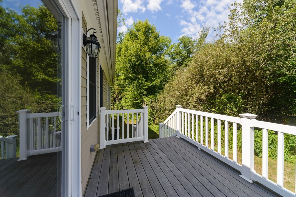 29 Whispering Brook Road, Unit 29 Marlborough, MA 01752 - Photo 23 of 28