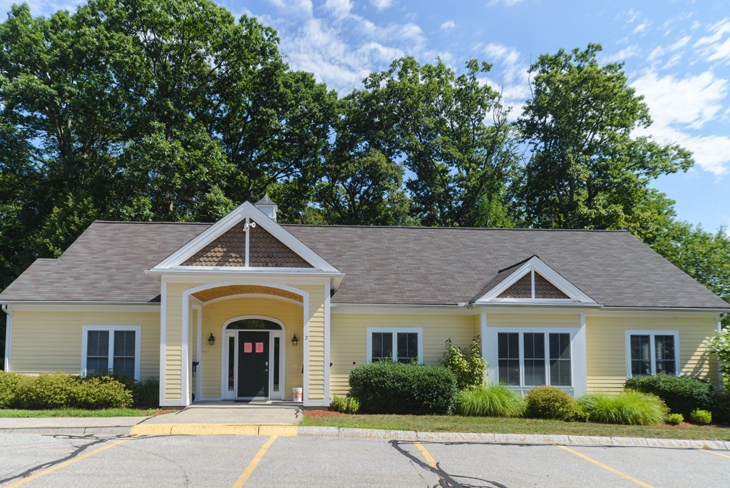 29 Whispering Brook Road, Unit 29 Marlborough, MA 01752 - Photo 26 of 28