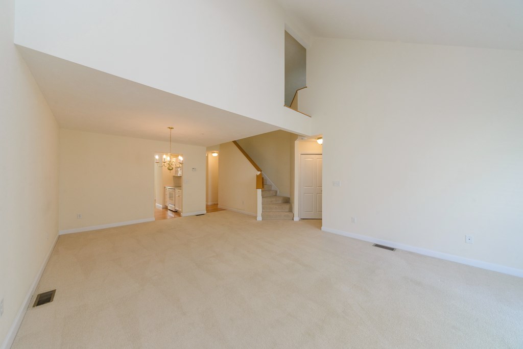 29 Whispering Brook Road, Unit 29 Marlborough, MA 01752 - Photo 9 of 28