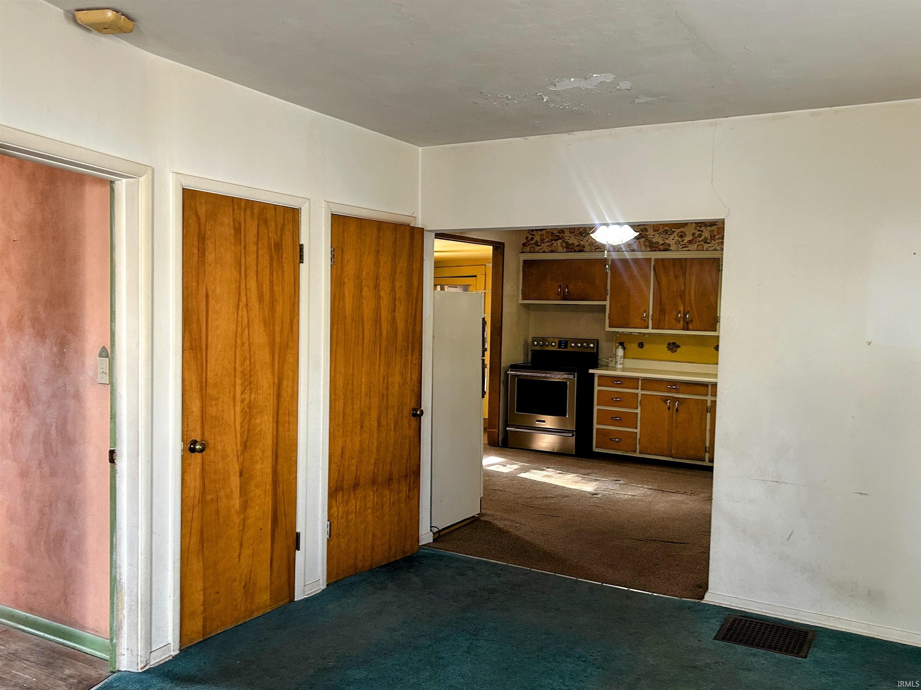 1417 Barthold Street Fort Wayne, IN 46808 - Photo 10 of 22