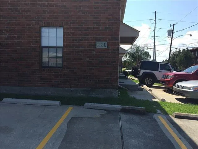$1,150 | 220 Geneva Street, Unit C, Metairie, LA 70005
