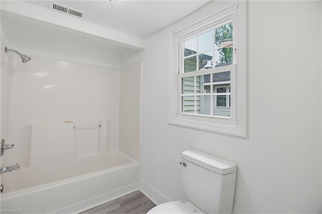 404 Hickory Chapel Road High Point, NC 27260 - Photo 21 of 29