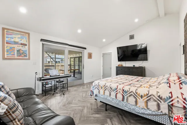 $1,585,000 | 8912 Yorktown Avenue, Los Angeles, CA 90045