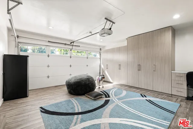 $1,585,000 | 8912 Yorktown Avenue, Los Angeles, CA 90045