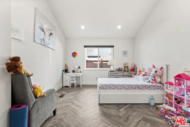 $1,585,000 | 8912 Yorktown Avenue, Los Angeles, CA 90045