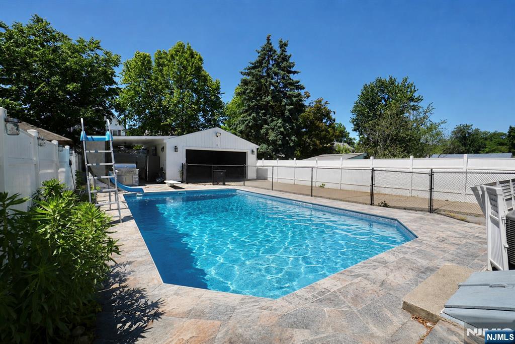 11 Insley Avenue Rutherford, NJ 07070 - Photo 2 of 41