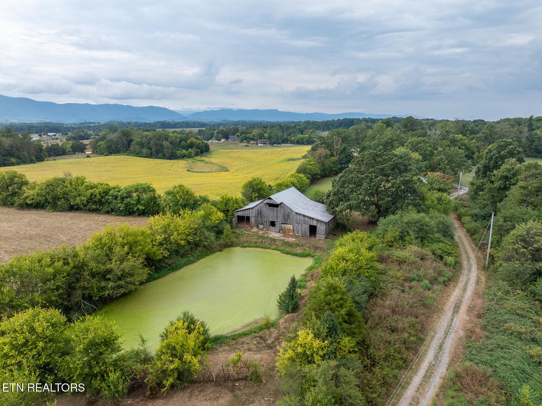 272 Keeble Road Maryville, TN 37804 - Photo 27 of 39 Gallery Image 27
