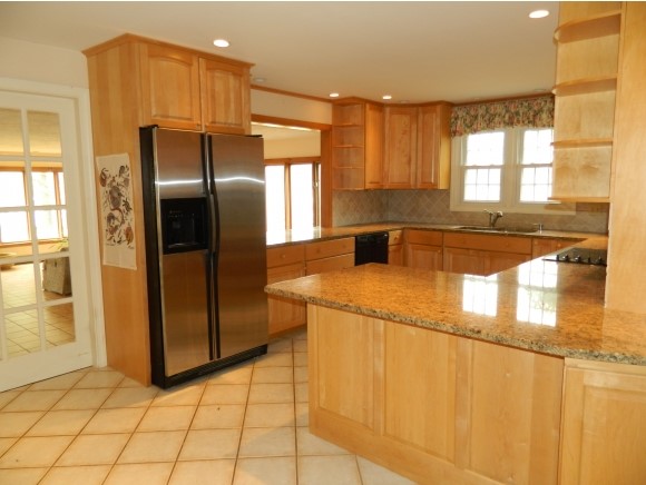 201 Cooper Road Milton, VT 05468 - Photo 5 of 28 Gallery Image 5