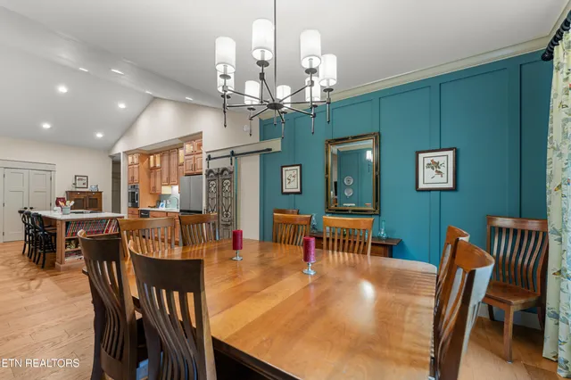 $989,000 | 143 Chestnut Ridge Lane, Crossville, TN 38558