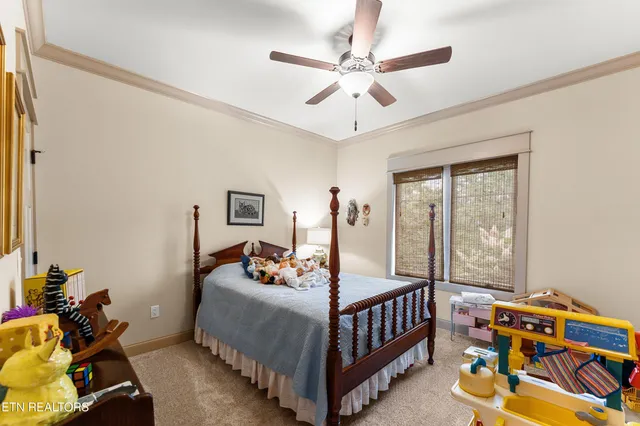 $989,000 | 143 Chestnut Ridge Lane, Crossville, TN 38558