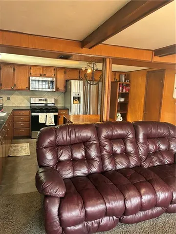 $430,000 | 33090 Canopy Lane, Lincoln, MO 65338