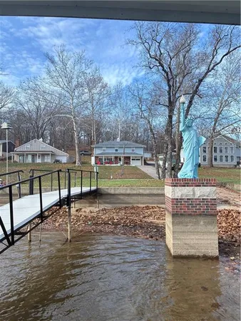 $430,000 | 33090 Canopy Lane, Lincoln, MO 65338