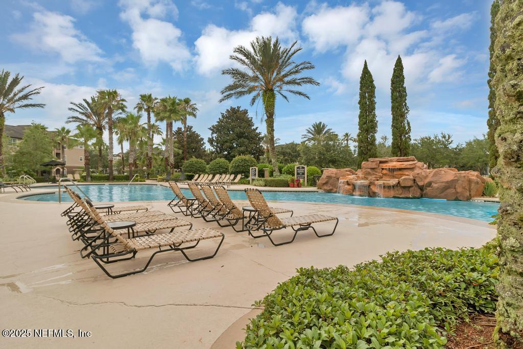 10961 Burnt Mill Road, Unit 1534 Jacksonville, FL 32256 - Photo 25 of 33 37 (2)