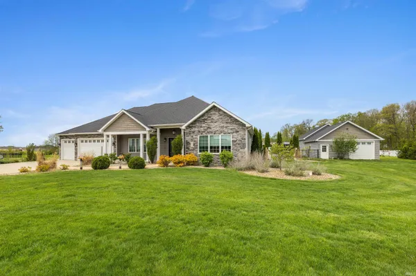 $849,900 | 3529 Highlander Cove, Auburn, IN 46706