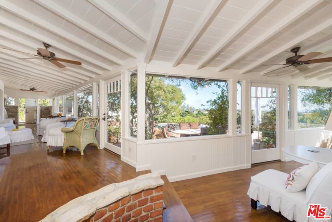 1766 Westridge Road Los Angeles, CA 90049 - Photo 31 of 54