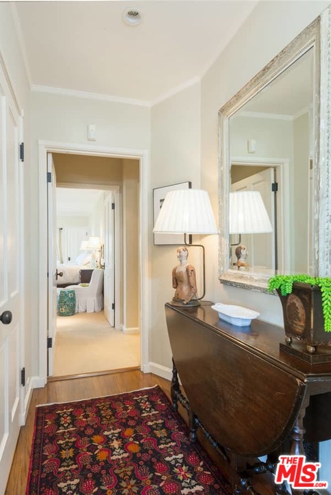 1766 Westridge Road Los Angeles, CA 90049 - Photo 38 of 54