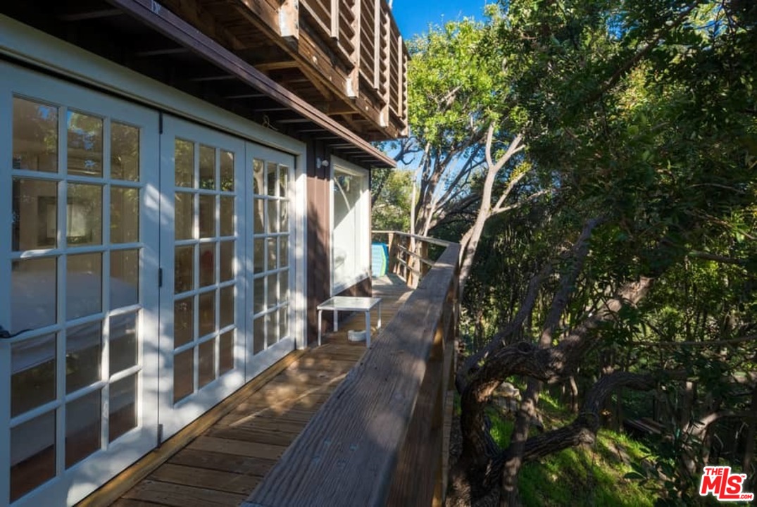 1766 Westridge Road Los Angeles, CA 90049 - Photo 50 of 54