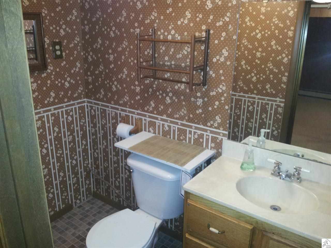 301 North Inner Drive Hibbing, MN 55746 - Photo 13 of 14 Gallery Image 13