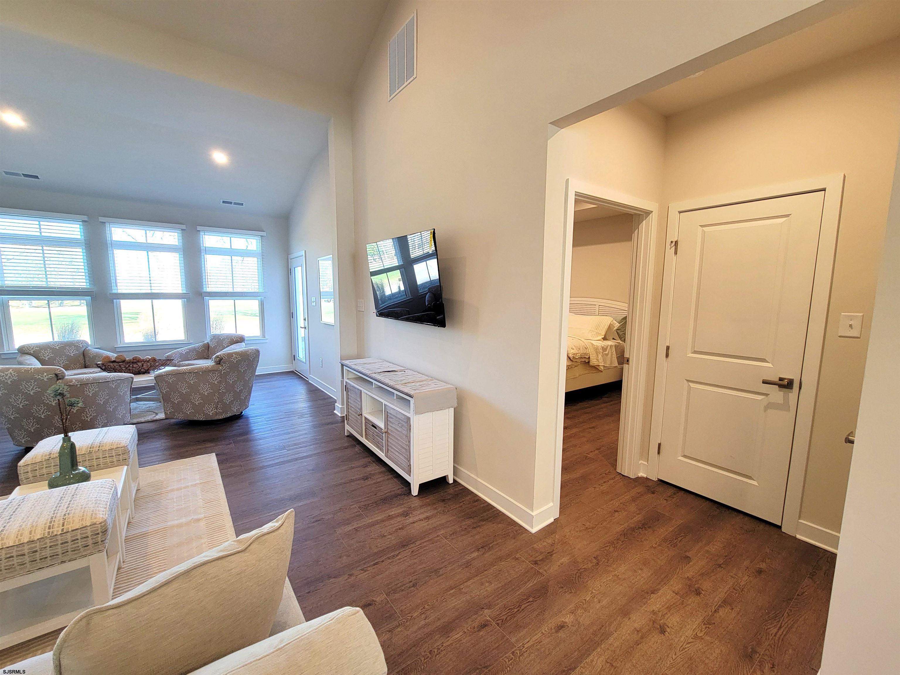 1004 Jesse Drive Somers Point, NJ 08244 - Photo 17 of 45 a living room with furniture and wooden floor