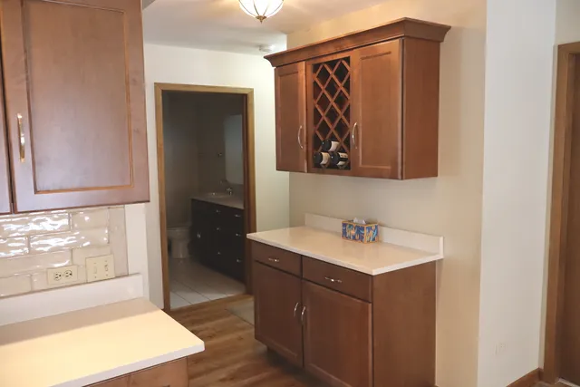 $324,900 | 10551 Eagle Ridge Drive, Unit 127, Orland Park, IL 60467