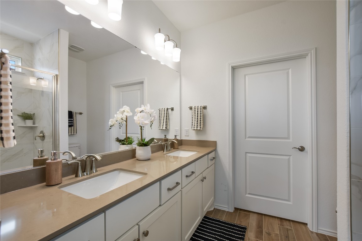 103 Crossbar Street Georgetown, TX 78633 - Photo 16 of 40