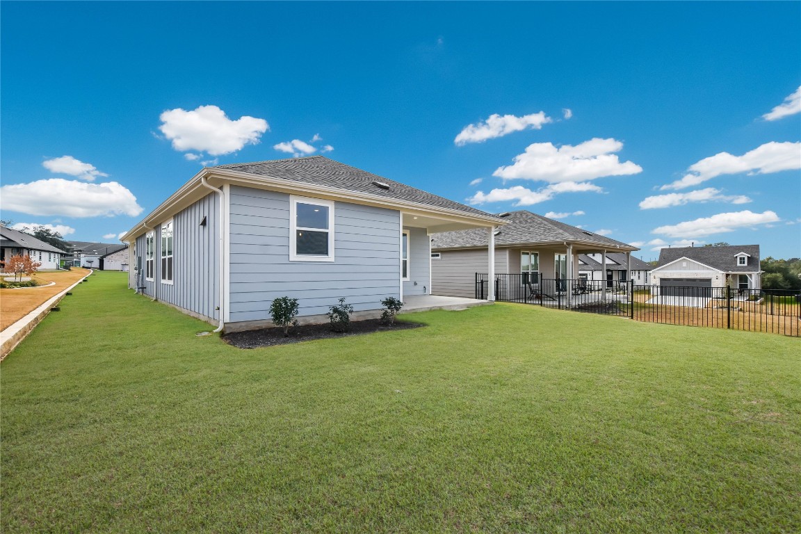 103 Crossbar Street Georgetown, TX 78633 - Photo 32 of 40