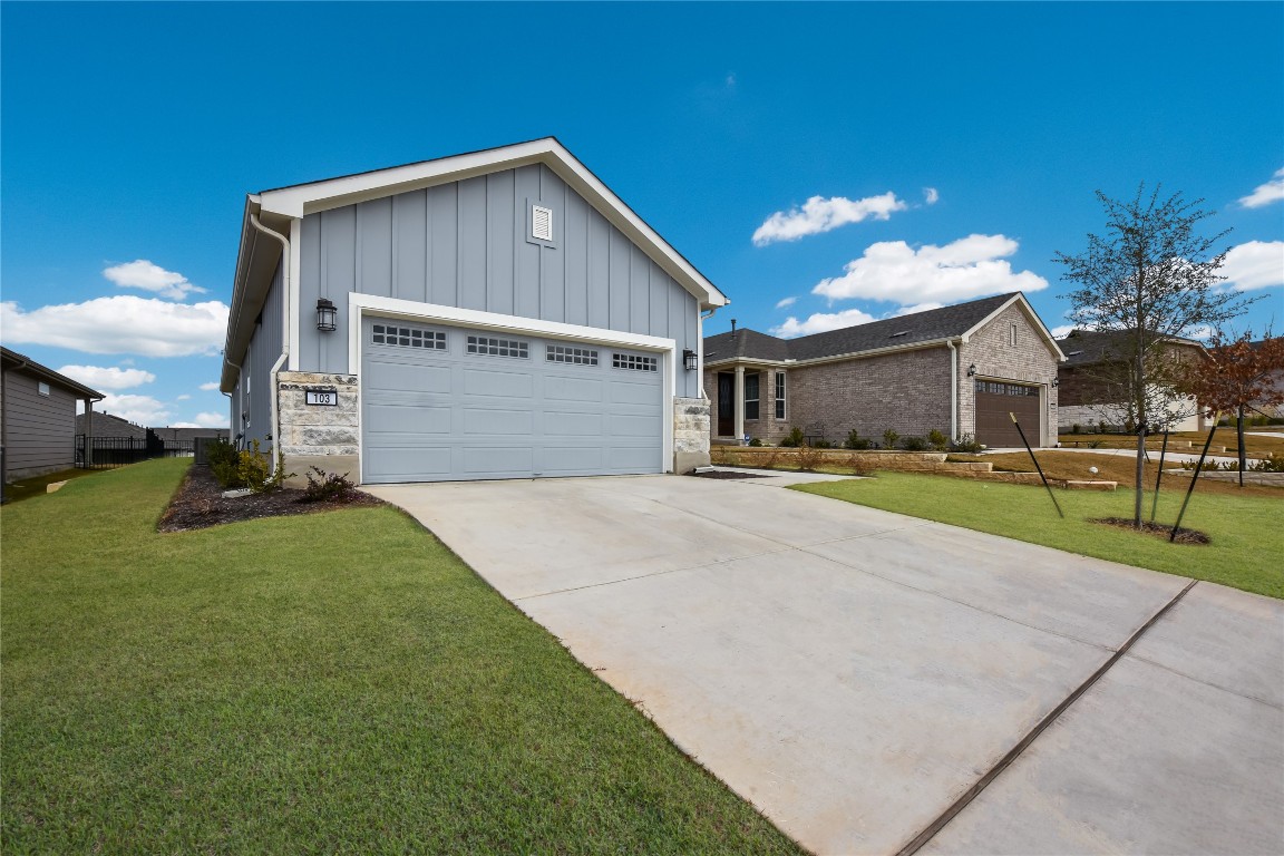 103 Crossbar Street Georgetown, TX 78633 - Photo 7 of 40