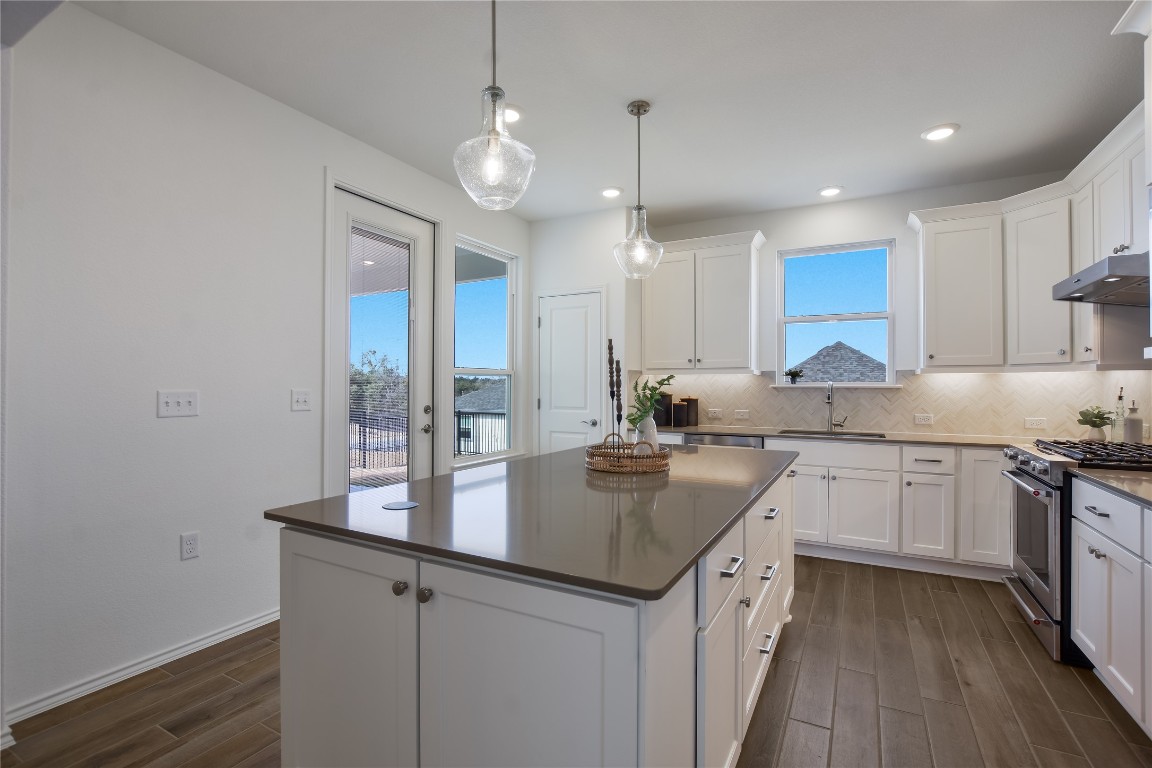 103 Crossbar Street Georgetown, TX 78633 - Photo 10 of 40