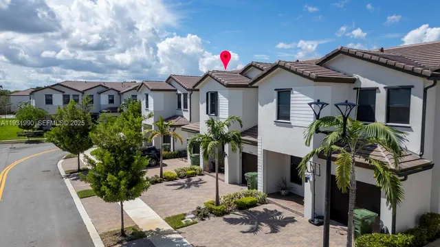 a front view of house with yard