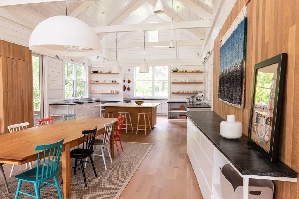 232 Lincoln Road Lincoln, MA 01773 - Photo 5 of 34