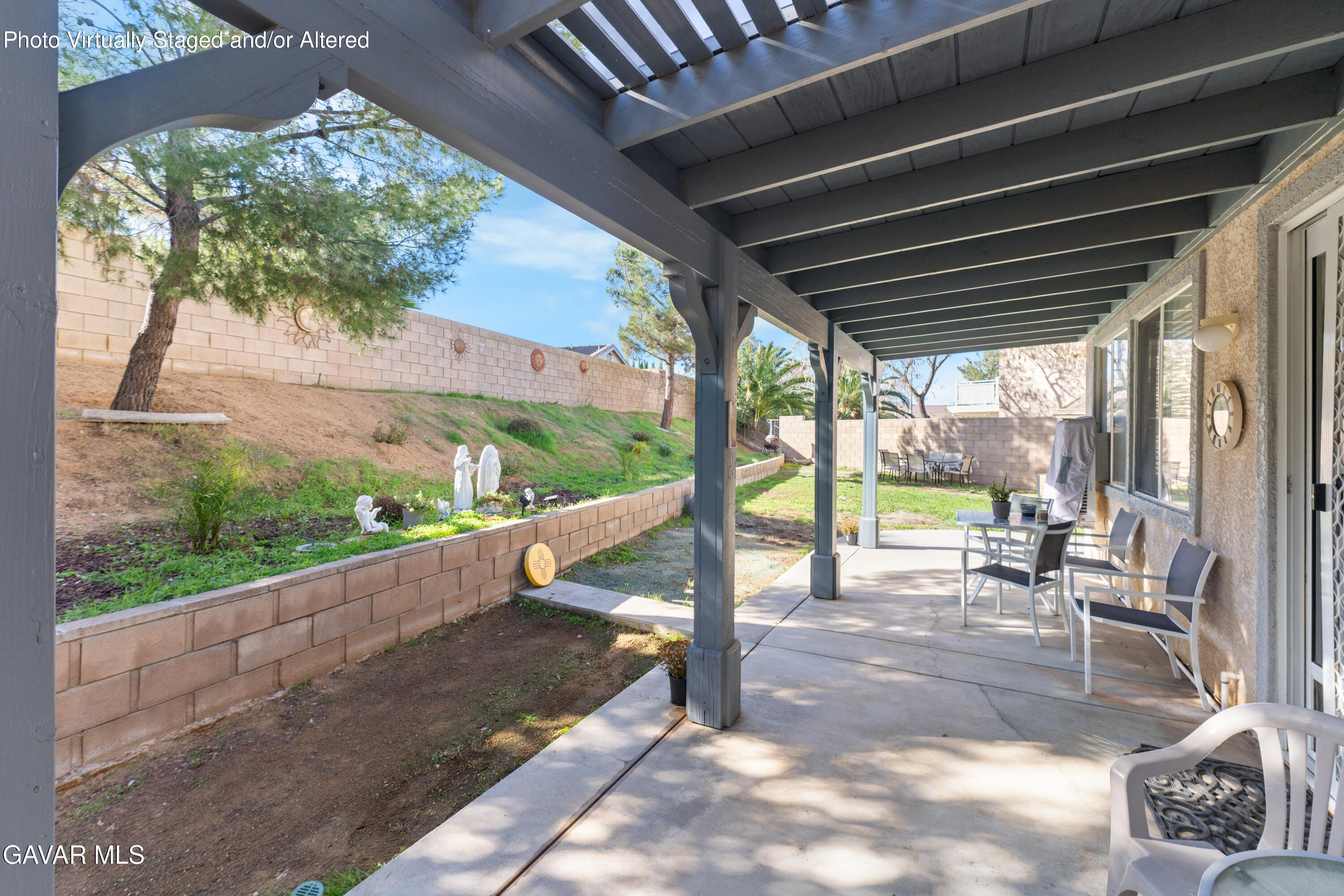 4040 Cobble Court Palmdale, CA 93551 - Photo 8 of 41 DSC08464