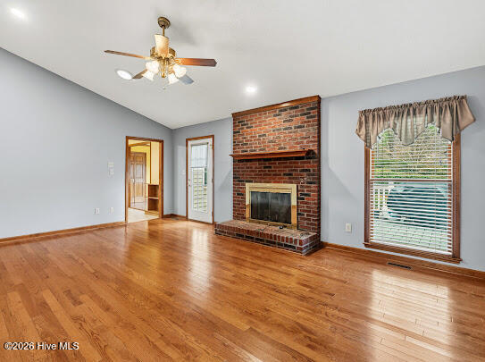313 Lakeland Drive Rockingham, NC 28379 - Photo 21 of 42 Living room