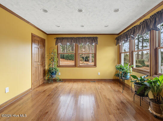 313 Lakeland Drive Rockingham, NC 28379 - Photo 29 of 42 Dining room/ sunroom