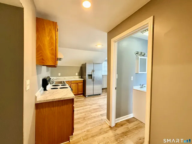 $1,600 | 57 Boswell Avenue, Unit 2, Norwich, CT 06360